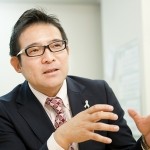 専務取締役 営業本部長 綾瀬 豊